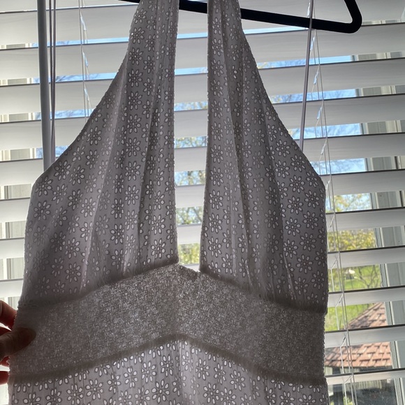NWT Alice + Olivia halter eyelet dress. Size 10 - Picture 2 of 8